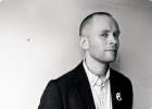 Jens Lekman gästar Knarrholmen. Foto: Julien Bourgeoi Jens Lekman gästar Knarrholmen. Foto: Julien Bourgeoi
