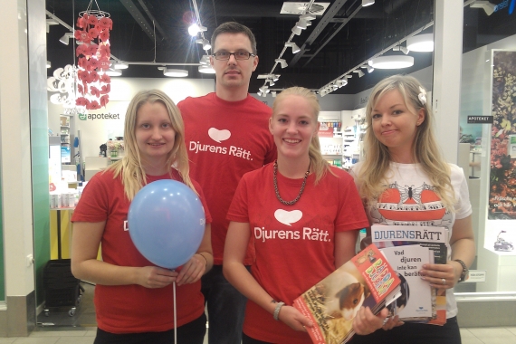 Djurens Rätt Eskilstuna på folkbildningsdag i Tuna park Djurens Rätt Eskilstuna på folkbildningsdag i Tuna park