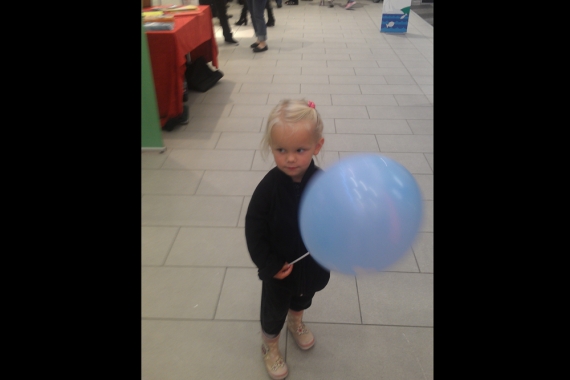 För ballonger ska ju alla barn ha! För ballonger ska ju alla barn ha!