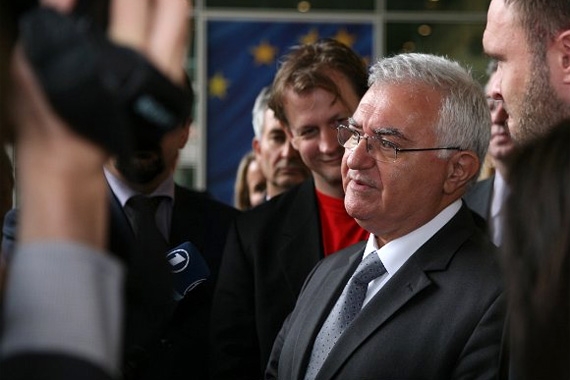 EU-kommissionär John Dalli på presskonferensen den 7 juni. Foto: Animals' Angels